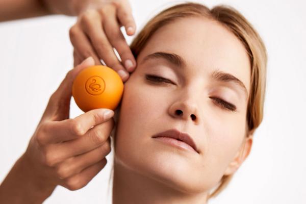 Facial Treatments GERMAINE DE CAPUCCINI Magic Rock Gardens Hotel Benidorm Facial Treatments GERMAINE DE CAPUCCINI Magic Rock Gardens Hotel Benidorm